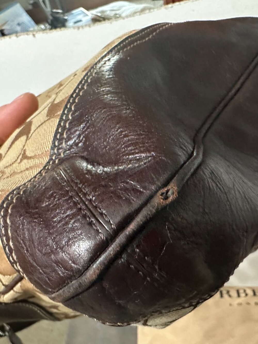 Coach Signature Canvas Hamptons Hobo- vintage Y2K - Picture 3 of 5